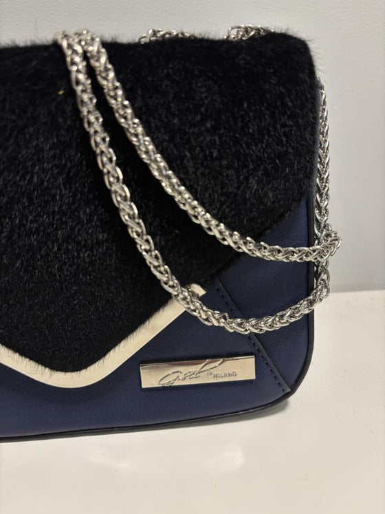 Carteira com Pêlo GISELE MILANO