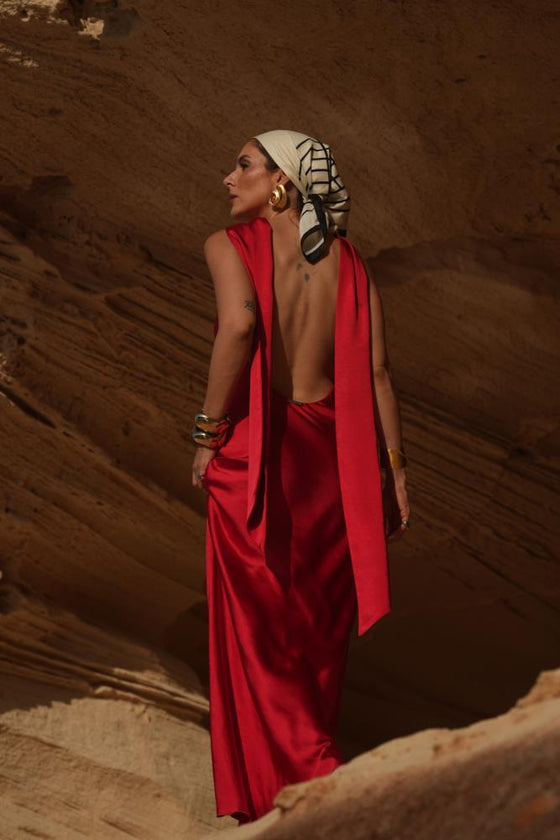 Vestido Comprido Acetinado SAHOCO
