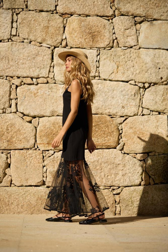 Vestido Longo com Renda SWALLOW