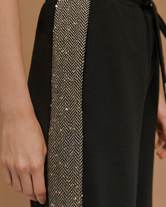 Calça Detalhes Laterais ACCESS