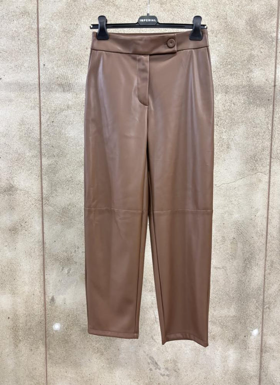 Calças Carrot Couro Sintectico IMPERIAL