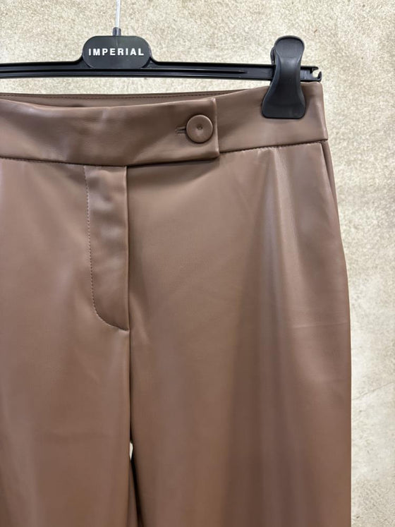 Calças Carrot Couro Sintectico IMPERIAL