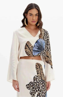  Blusa Crop Fluida Estampa LANÇA PERFUME