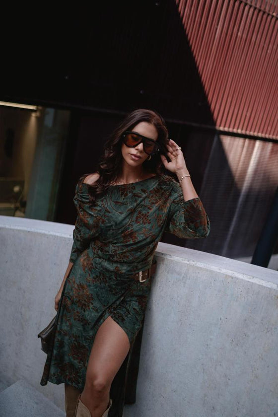 Saia Assimétrica Veludo SAHOCO