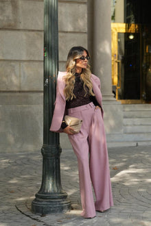  Calças Largas com Pinças SAHOCO